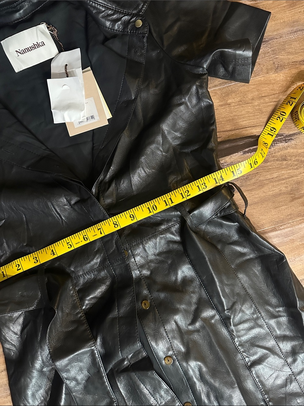 Nanushka Black Leather Short-Sleeve Trench Coat with Belt - Picture 7 of 10